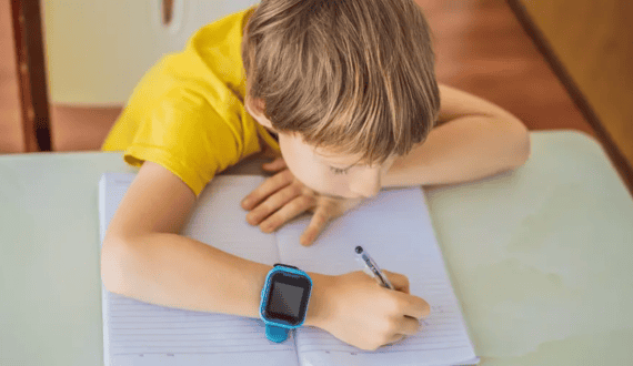 Thumbnail for Mayo Clinic Smartwatch System reduces children’s tantrums by half with AI alerts