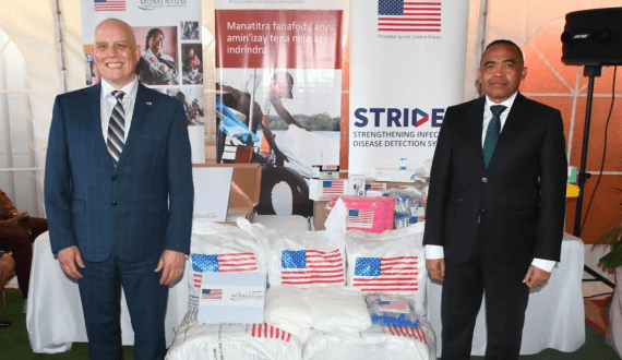 Thumbnail for Insilico Medicine signs US$2.5B strategic alliance with CDMO Bora Pharmaceuticals
