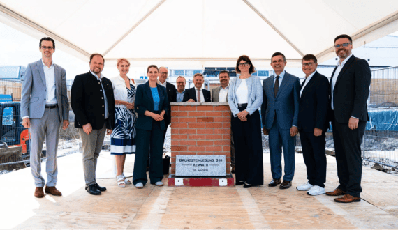 Thumbnail for Aldar forms strategic partnership with PureHealth to build Health Longevity Communities in Abu Dhabi